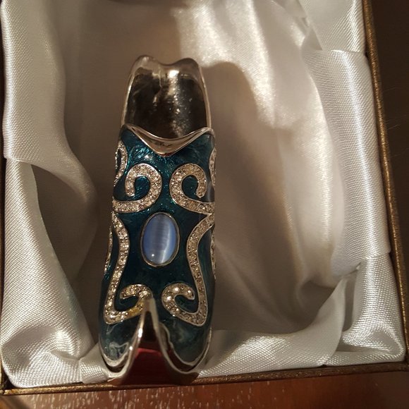 Vintage Decorative Collectible Miniature Shoe Metal - Picture 7 of 12